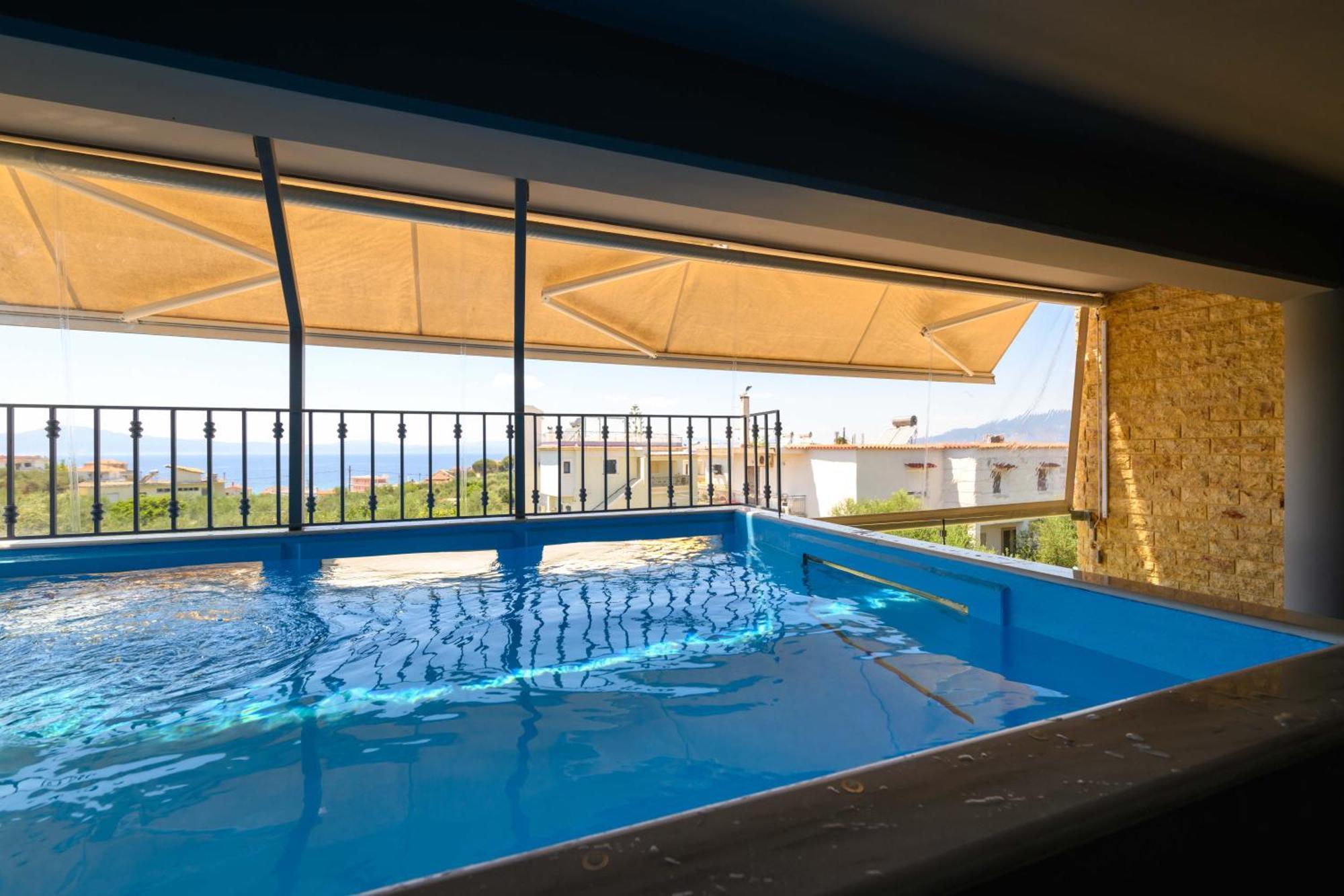 Grand Suites With Private Pools Kalamáta Eksteriør bilde